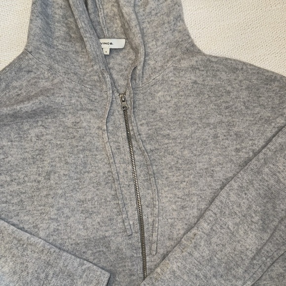 Vince heather grey wool and cashmere zip hoodie worn 3x - Picture 3 of 8